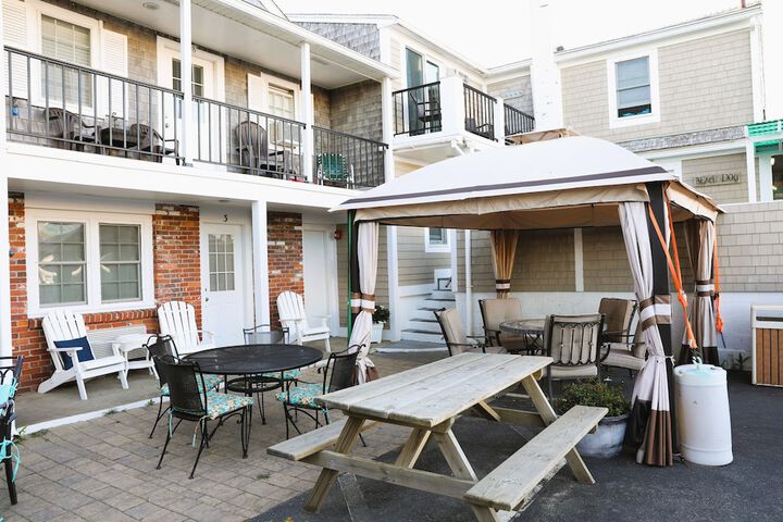 Terrace/Patio 201 of 230