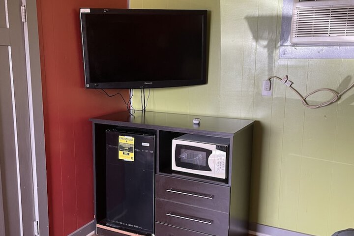 Room 15 of 15
