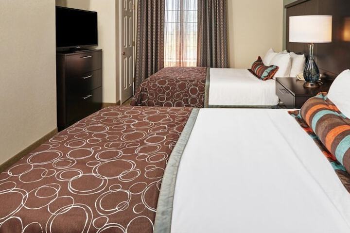 Staybridge Suites Chicago - Glenview by IHG