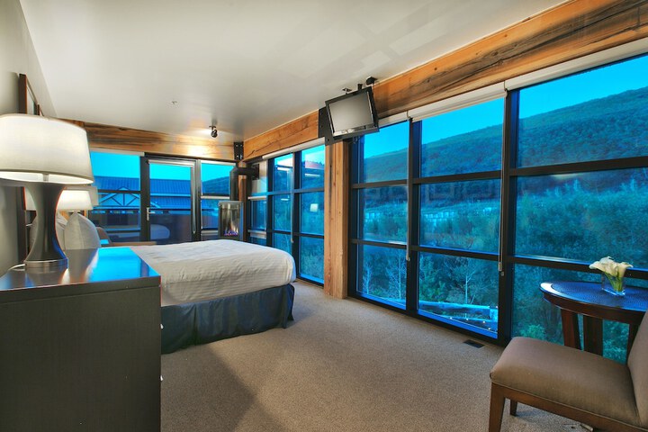 Room 26 of 57