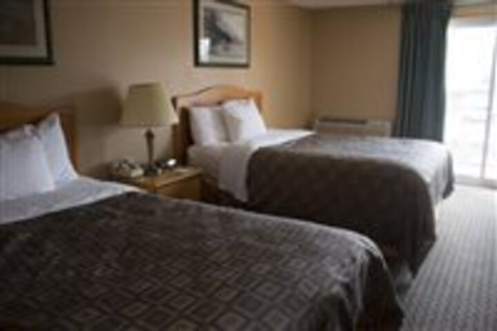 WYNDHAM GARDEN NIAGARA FALLS FALLSVIEW (