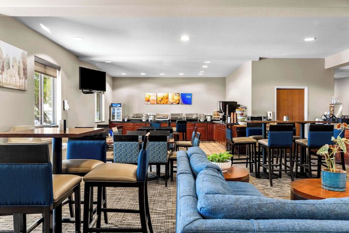 Comfort Inn & Suites Riverton
