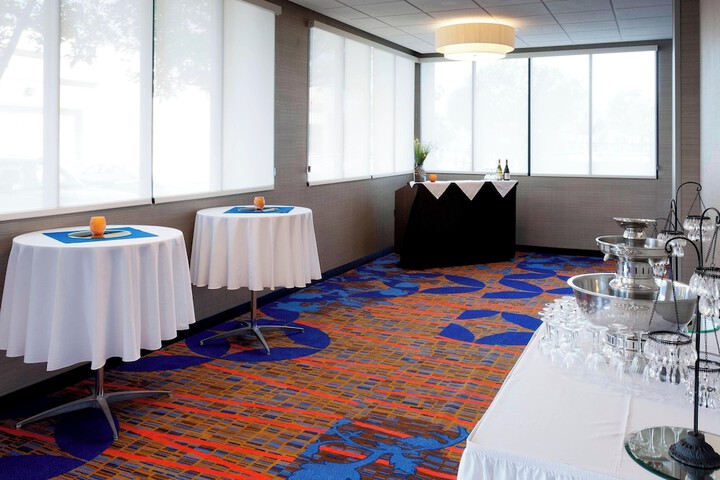 Courtyard by Marriott Cypress Anaheim / Orange County