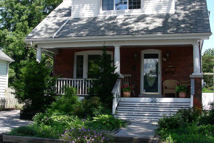 Simcoe Suites on the Henley B & B