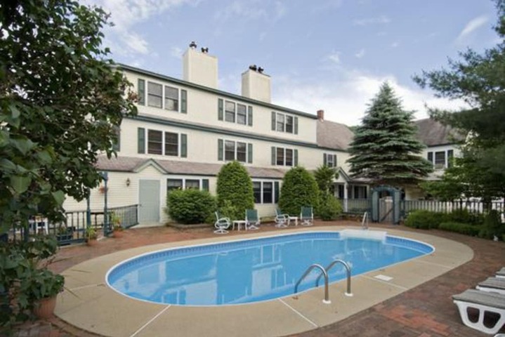 Pool 4 of 81