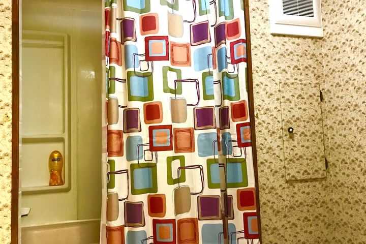 Room 15 of 58