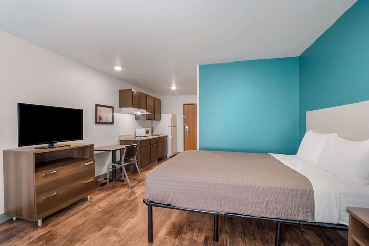 Room 25 of 27