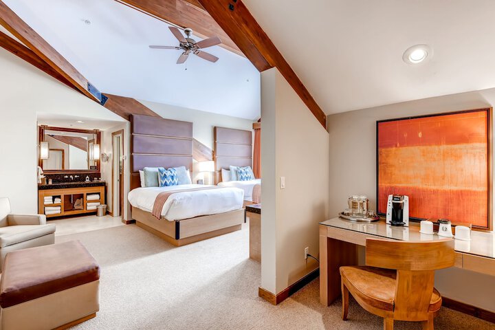Room 42 of 95