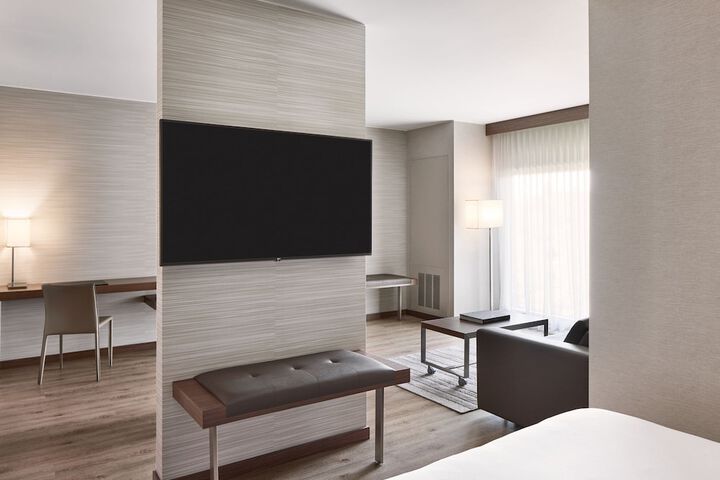 Room 20 of 55