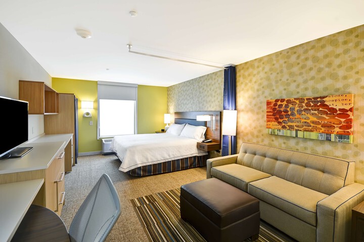 Room 18 of 39