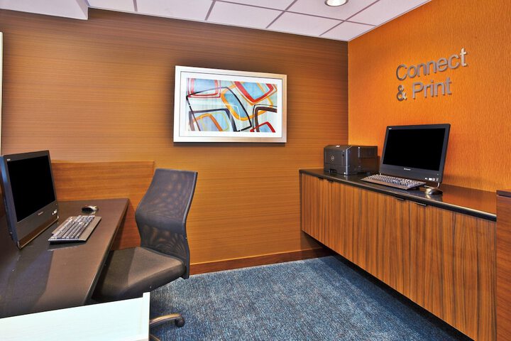 Fairfield Inn & Suites by Marriott Madison West / Middleton