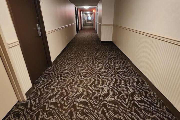 Ballroom/Hall 27 of 29