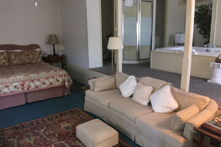 Room 6 of 55
