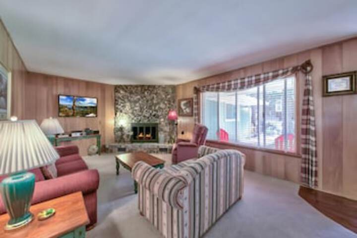 Room 4 of 19