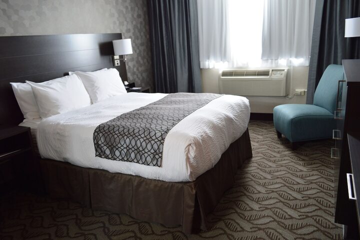 Room 43 of 91