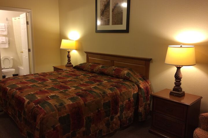 Room 37 of 47