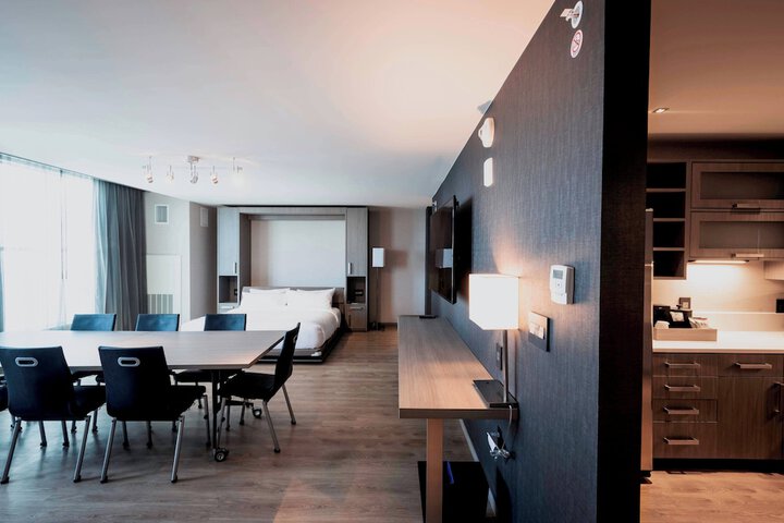 Hotel Interior 25 of 116