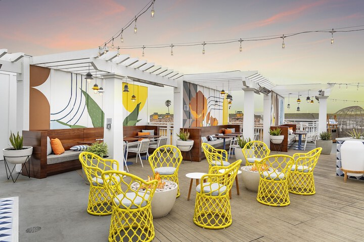 Inn at the Pier Pismo Beach Curio Collection by Hilton