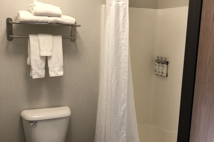 Holiday Inn Express Mt. Vernon by IHG