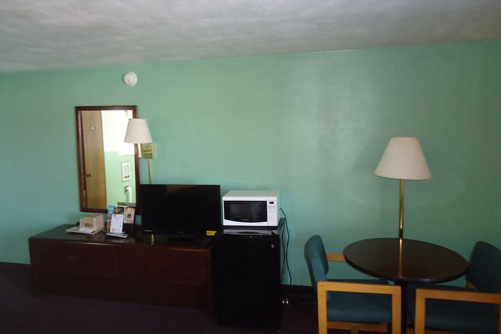 Budget Host Inn Somerset