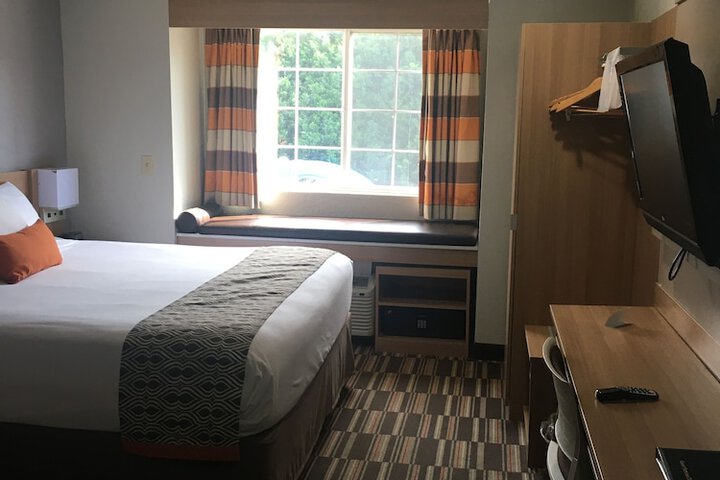 Microtel Inn & Suites by Wyndham Florence