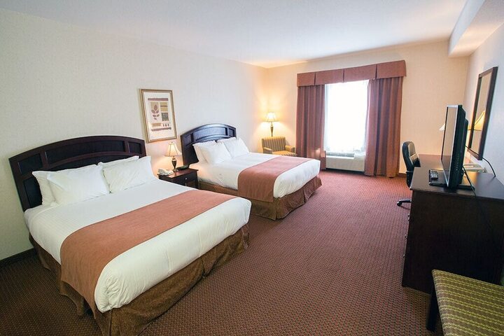 Room 12 of 19