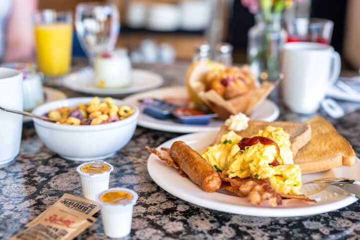 Breakfast/Coffee Service 56 of 67