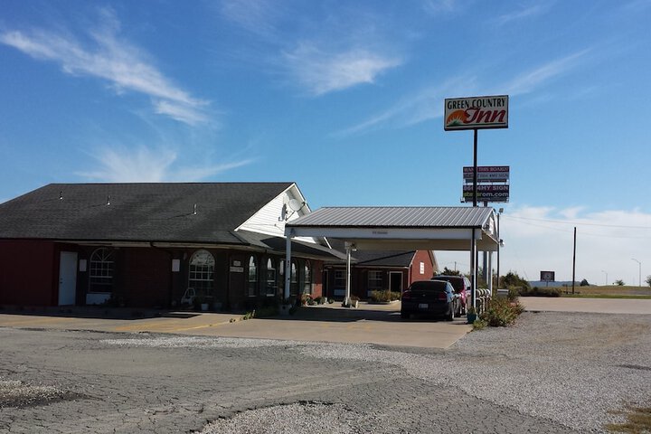 Green Country Inn