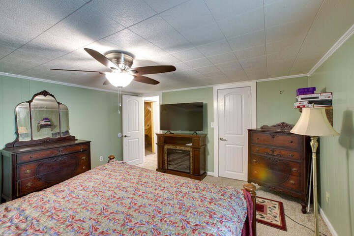 Burkesville Vacation Rental - 5 Mi to the Lake!
