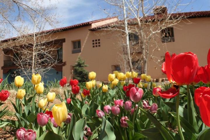 La Posada Hotel