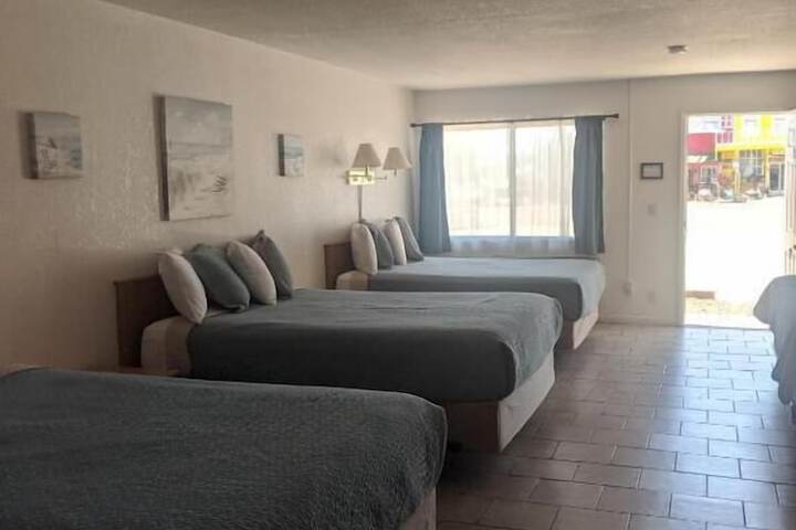 Room 7 of 22