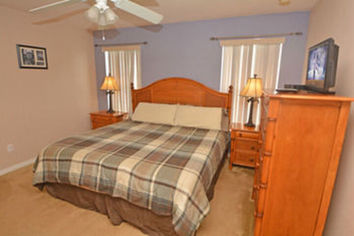 Rent a Villa Eagle Management Davenport
