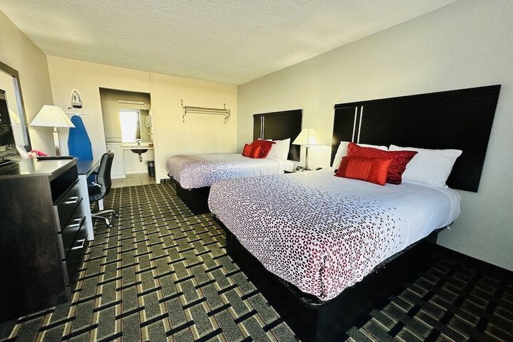 Room 42 of 60