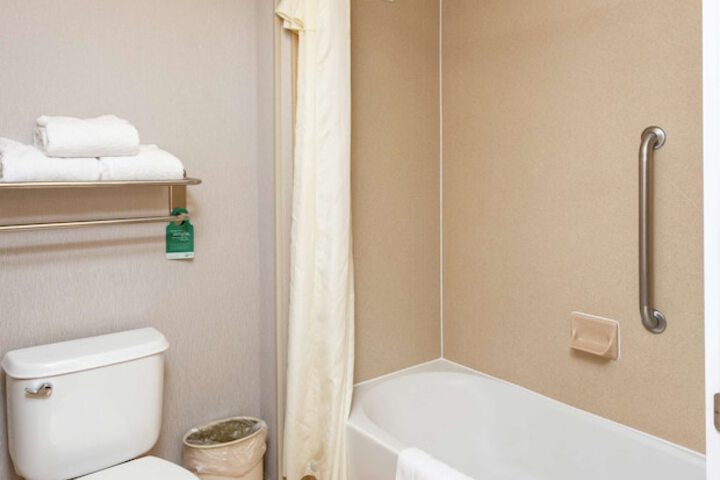 Room 20 of 26