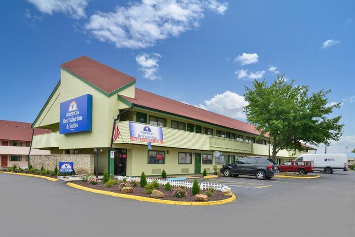 Hotel 4 of 24