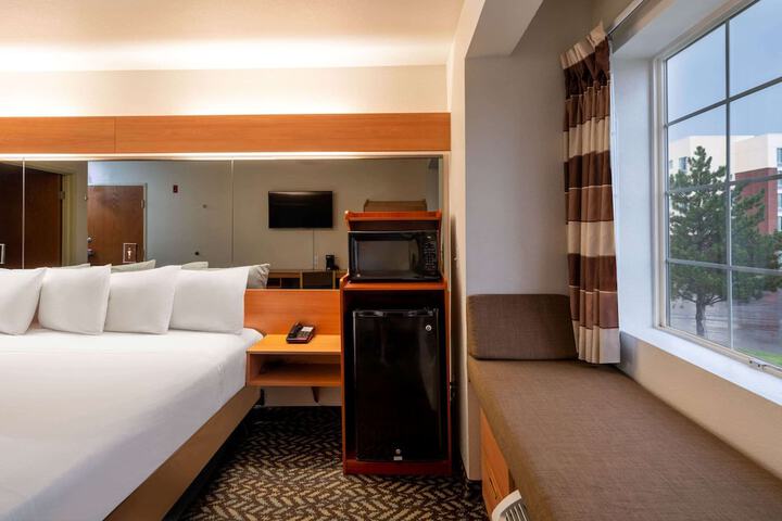 Room 47 of 52