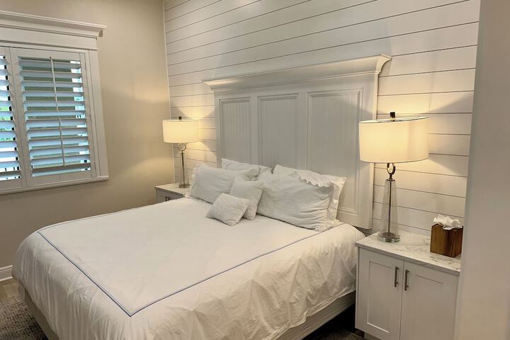 Room 53 of 110