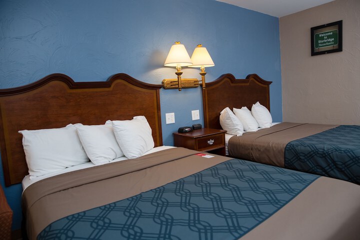 Econo Lodge Sturbridge Route 20