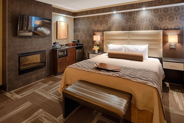 Best Western Premier Denham Inn & Suites