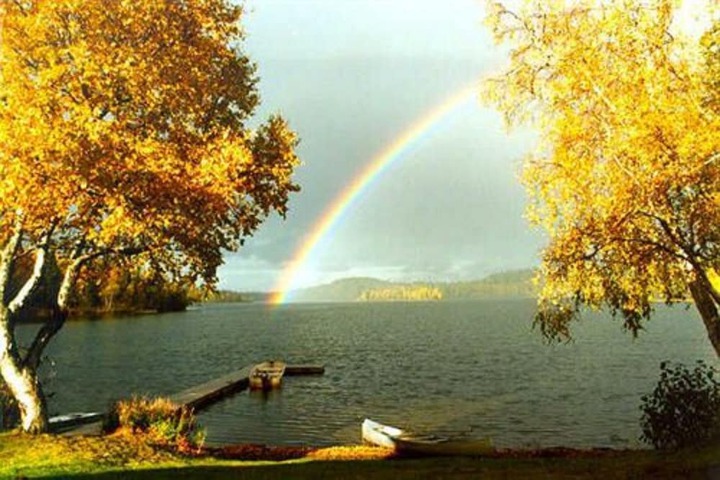 Daniels Lake Lodge B & B