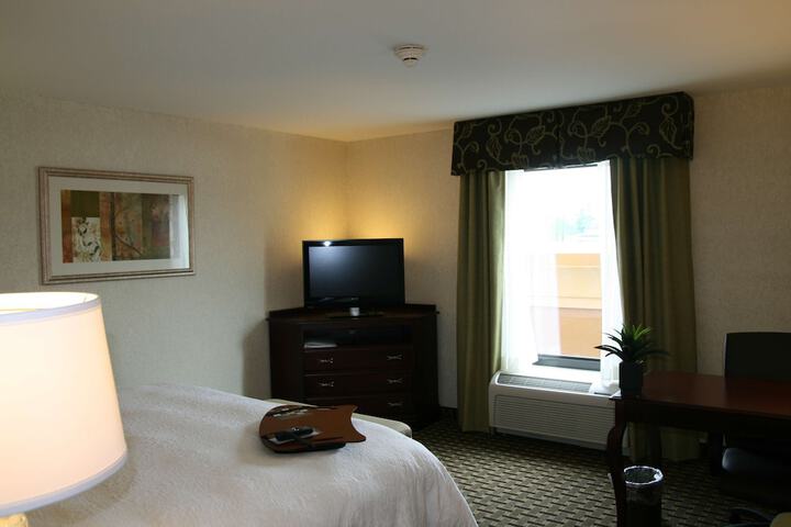 Room 26 of 37
