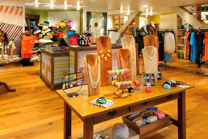 Gift Shop 105 of 120