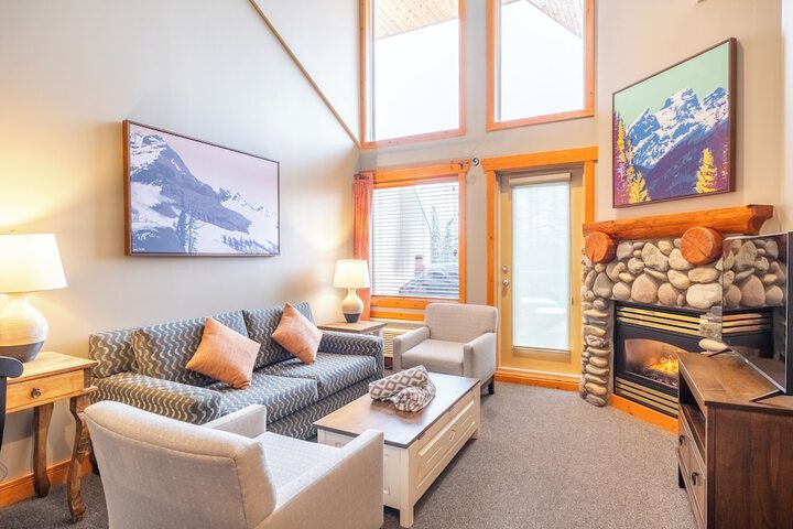 Lizard Creek Lodge