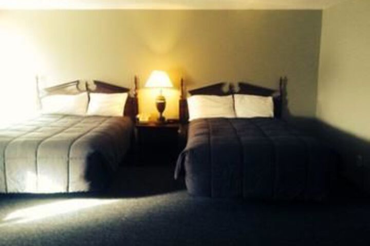 Historic Calumet Inn