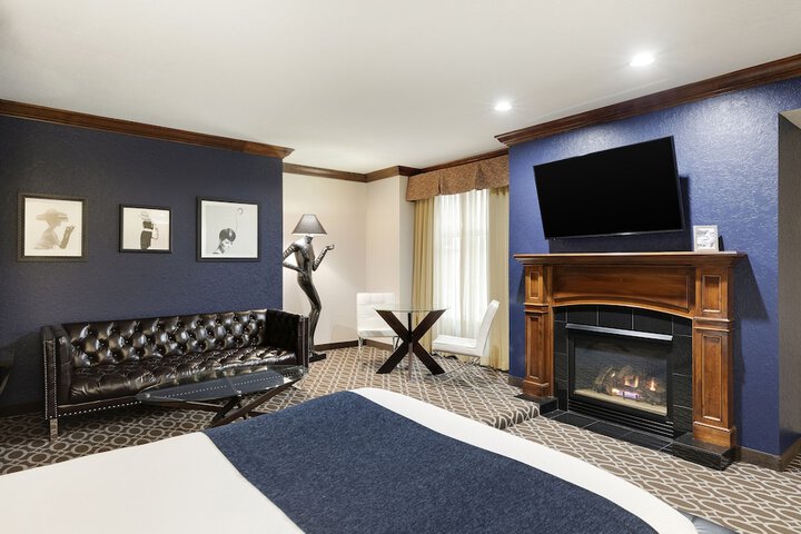 Des Lux Hotel
