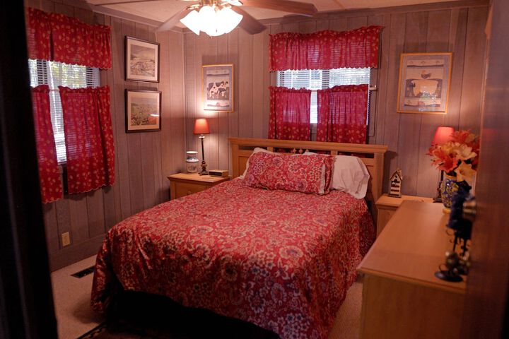 Room 114 of 399