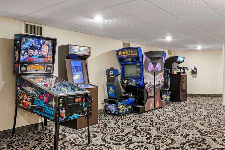 Best Western Plus Landmark Inn