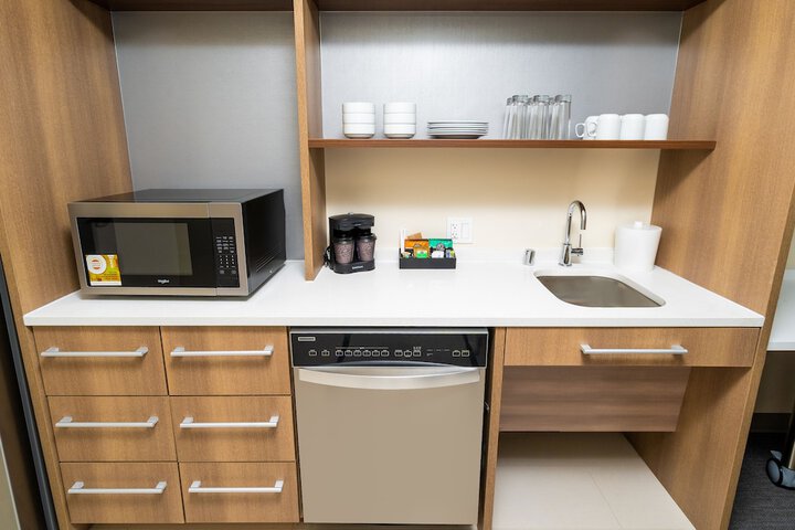 Home2 Suites by Hilton Bakersfield