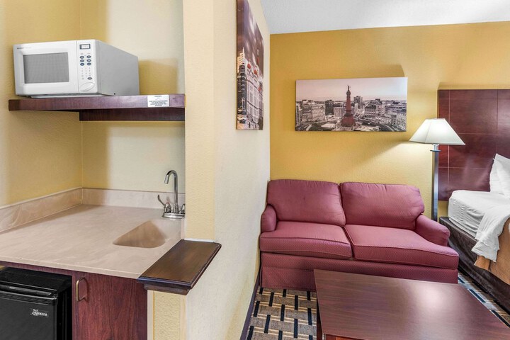Room 14 of 50
