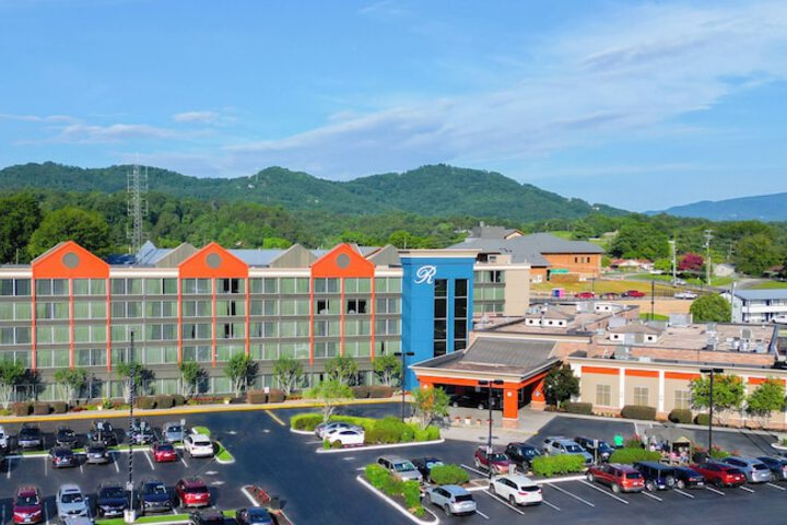 The Ramsey Hotel and Convention Center Pigeon Forge